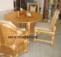 Tisch, Esstisch aus Bambus, Stühle aus Bambus