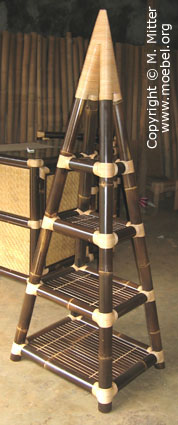 Regal f�r Dekoration, Bambus-Pyramide