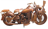 Harley Davidson WLA, Motorrad 1:1 aus Holz geschnitzt