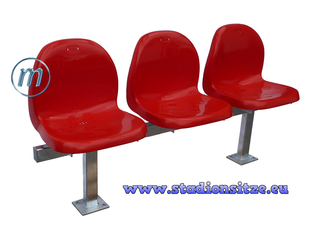 Stadium seat custom-made on crossbar