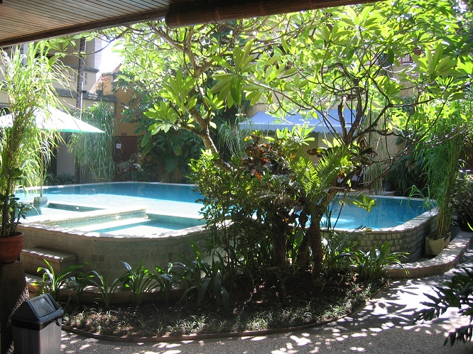 Pool vom Hotel Maxi in Kuta / Bali