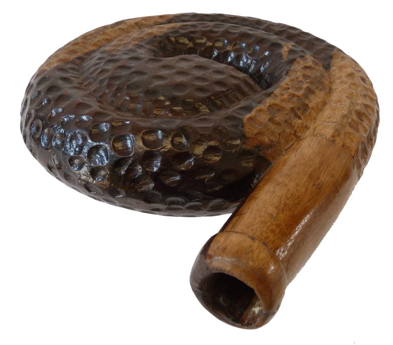 Didgeridoo aus Holz, Schneckenform