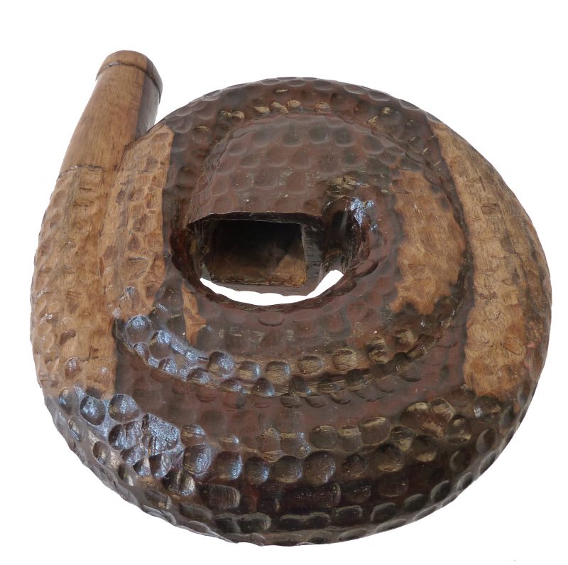 Didgeridoo aus Holz, Schneckenform