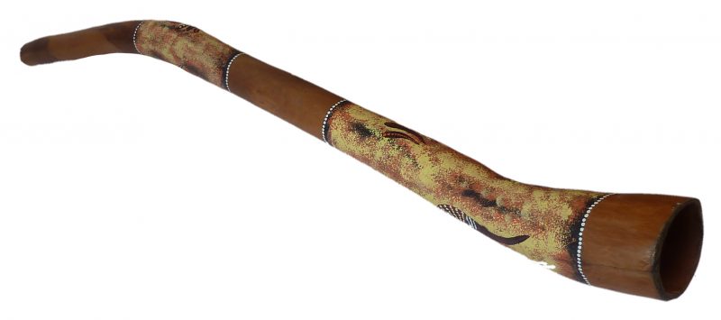 Didgeridoos aus Holz, Musikinstrumente bemalt mit Batik, Indonesien