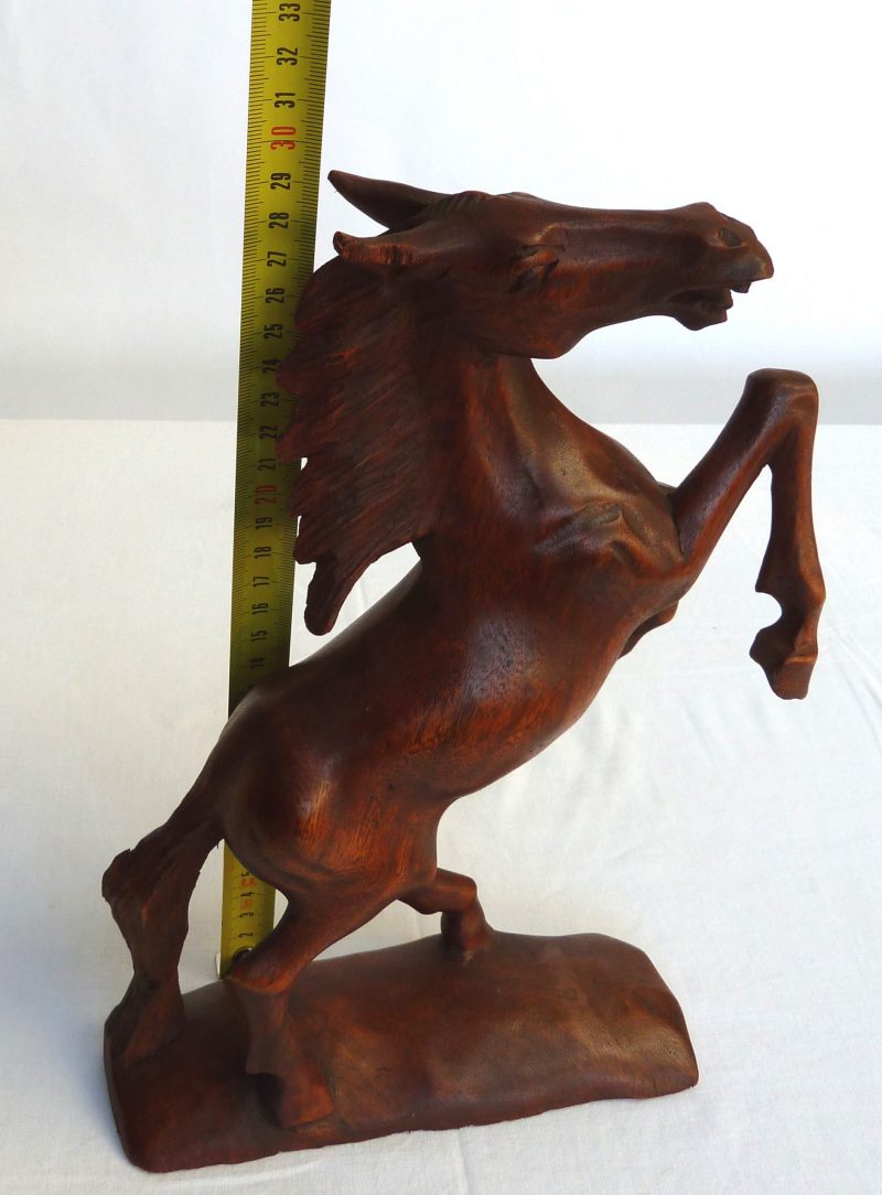 Pferd aus Holz geschnitzt, 30cm, P1080902