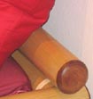 Bambusbett "Marina" Detail Kopfteil mit Holzkappen